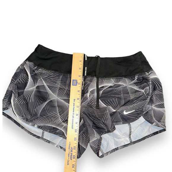 Nike Dri-Fit Running Shorts Size: M - Picture 3 of 5